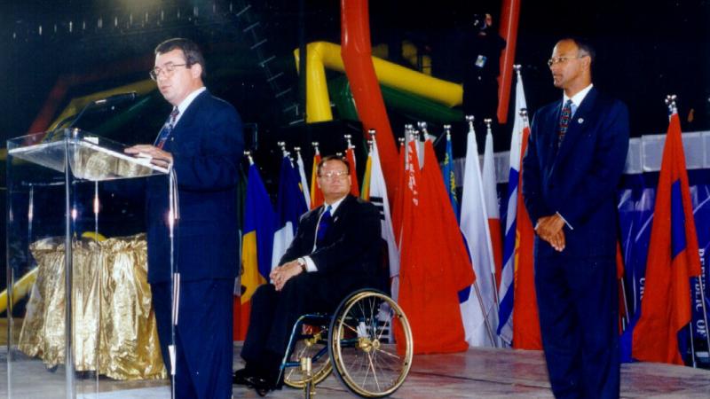 A picture of a Dr. Robert Steadward talking