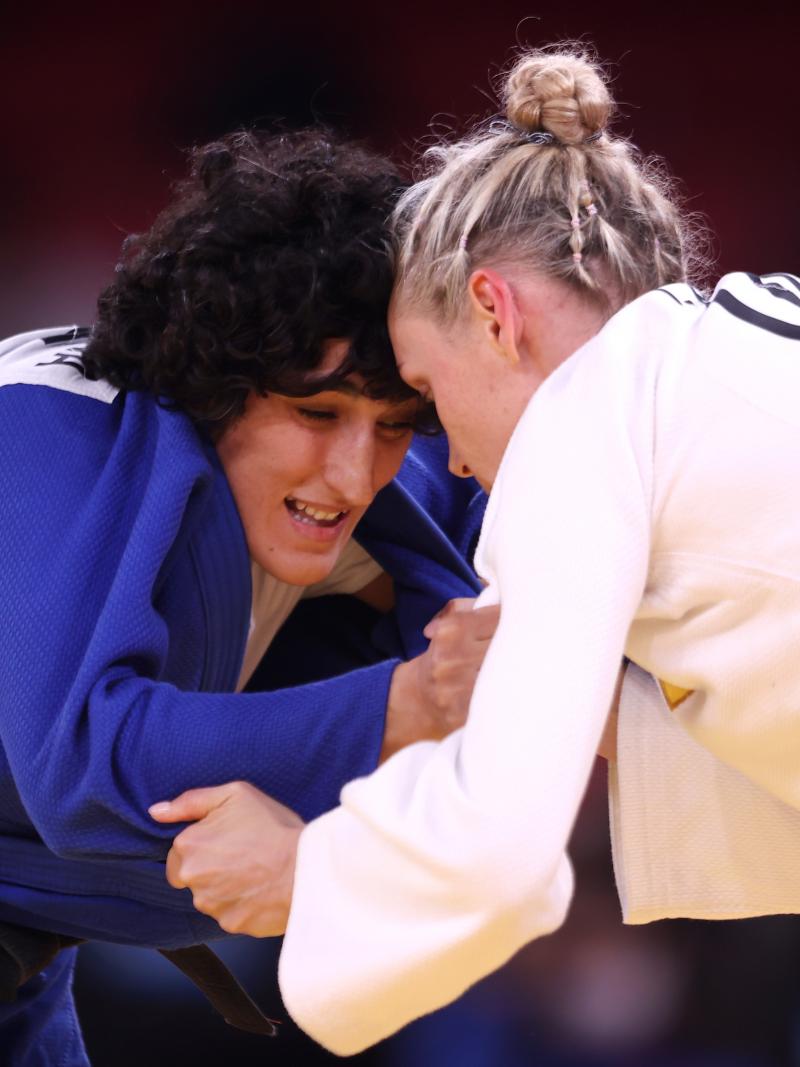 Judoka Khanim Huseynova of Azerbaijan faces Iryna Husieva of Ukraine